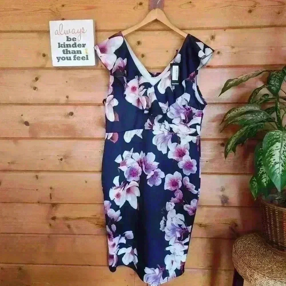 Boohoo 💜NWT Wedding Guest Dress - Picture 4 of 8